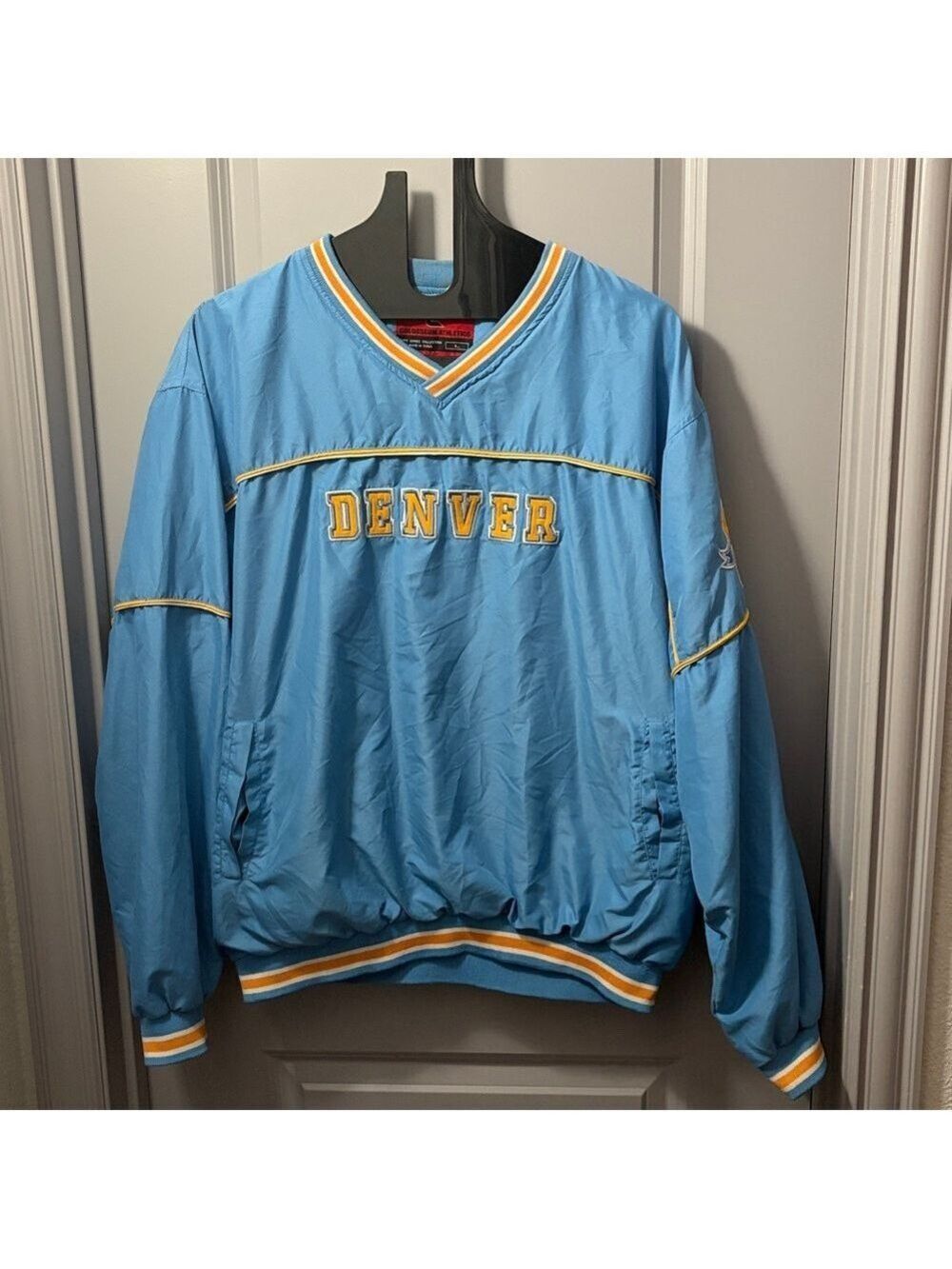 Vtg -collectableMen's Colosseum Athletics Windbreaker L Light Blue Orange Denver